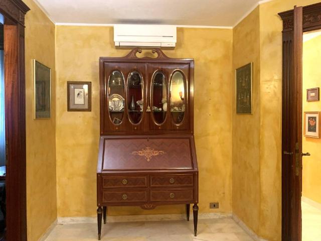 Appartamento in vendita a Livorno LI