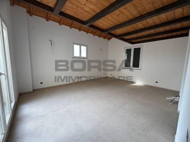 Appartamento in vendita a Livorno LI