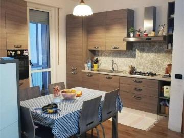 Appartamento in vendita a Livorno LI