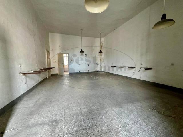 Appartamento in vendita a Livorno LI