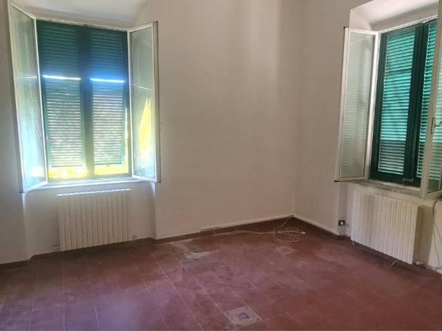 Appartamento in vendita a Livorno LI