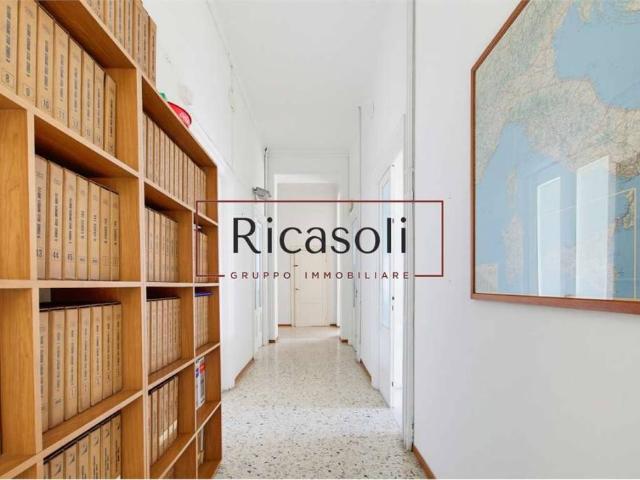 Appartamento in vendita a Livorno via San Francesco, 17, Via Grande Piazza della Repubblica