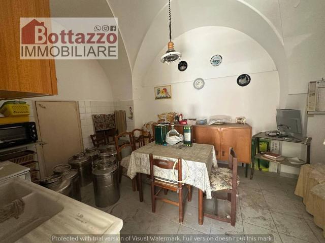 Appartamento in vendita a Lizzano TA