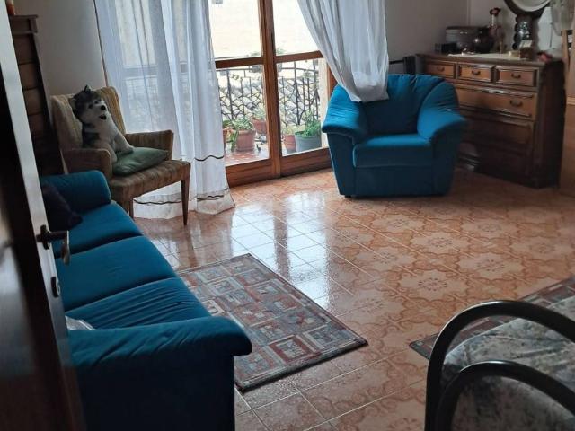 Appartamento in vendita a Locri RC