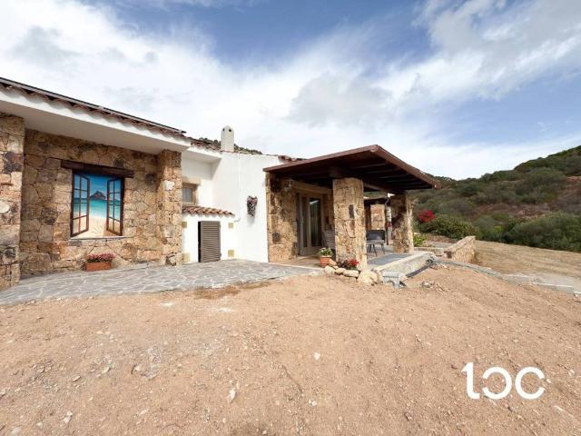 Appartamento in vendita a Loiri Porto San Paolo OT