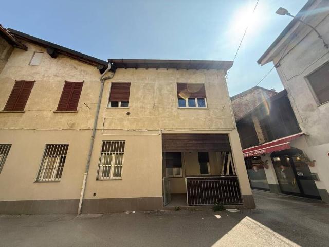 Appartamento in vendita a Lomazzo CO