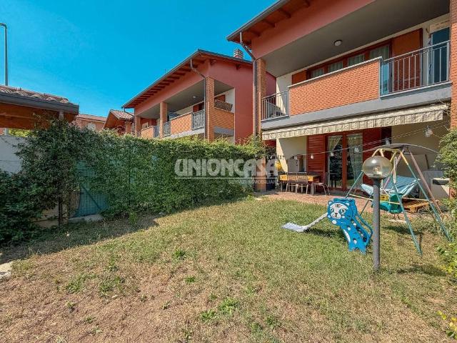 Appartamento in vendita a Lomazzo CO