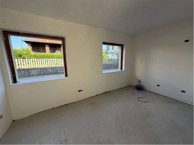 Appartamento in vendita a Lomazzo CO