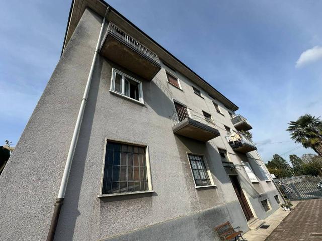 Appartamento in vendita a Lomazzo CO