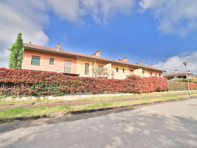Appartamento in vendita a Lomagna LC