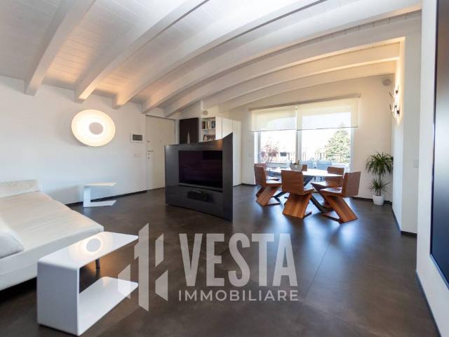Appartamento in vendita a Lomagna LC