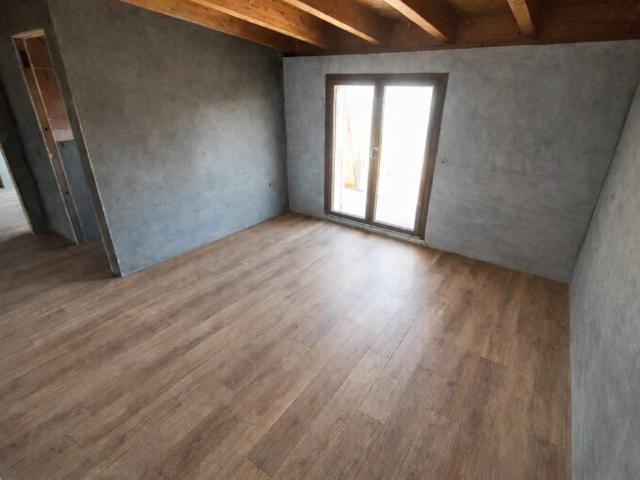Appartamento in vendita a Lonate Ceppino VA