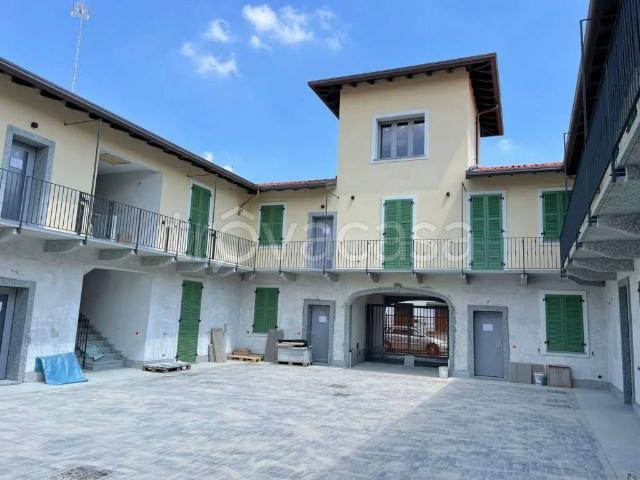 Appartamento in vendita a Lonate Pozzolo via Matteotti, 7