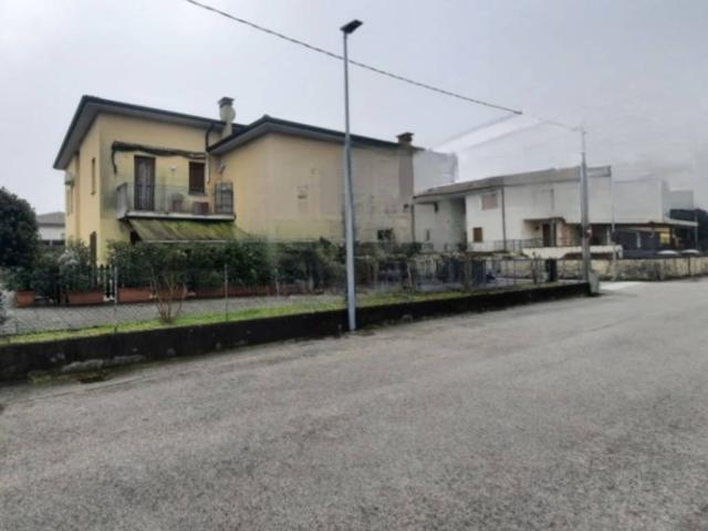 Appartamento in vendita a Longare VI