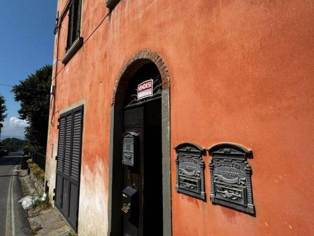 Appartamento in vendita a Loro Ciuffenna AR