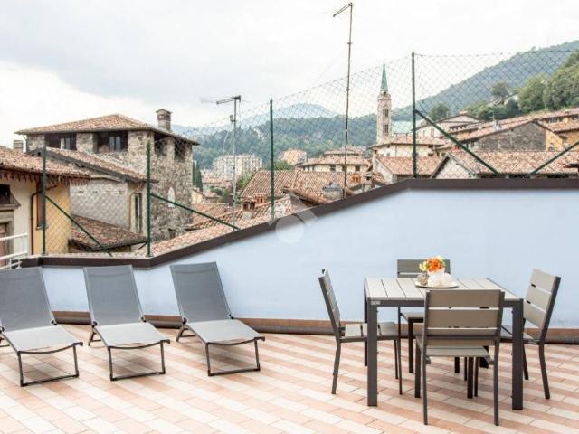Appartamento in vendita a Lovere BG