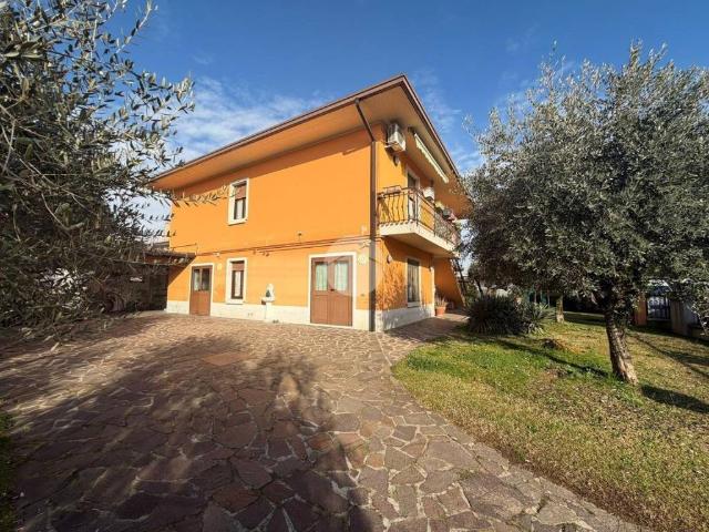 Appartamento in vendita a Puegnago sul Garda BS