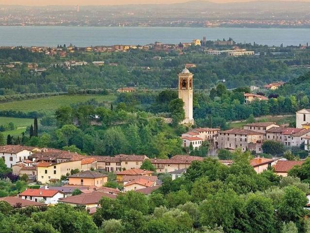 Appartamento in vendita a Puegnago sul Garda BS