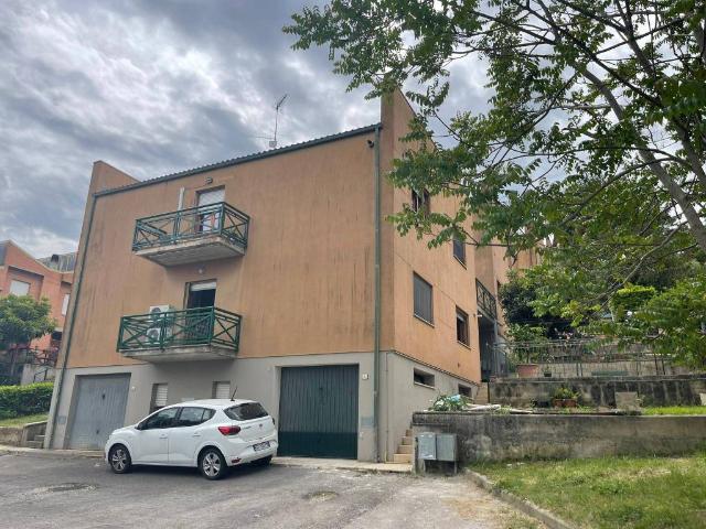 Appartamento in vendita a Paciano PG