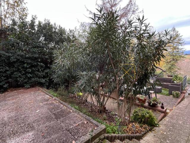 Appartamento in vendita a Paciano PG