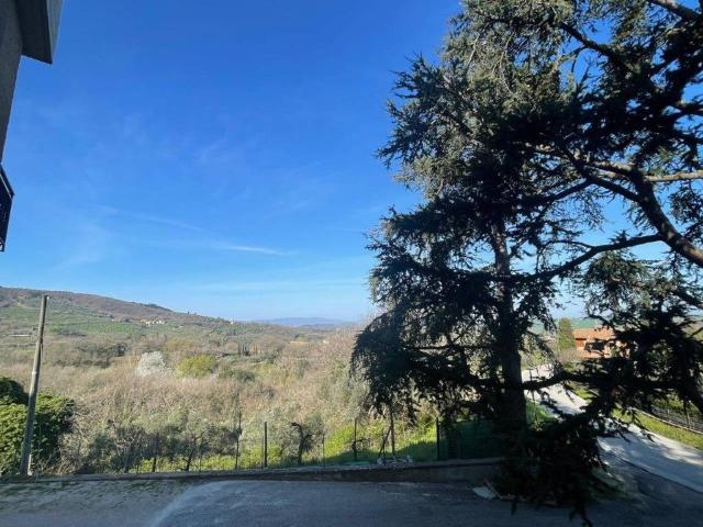Appartamento in vendita a Paciano PG