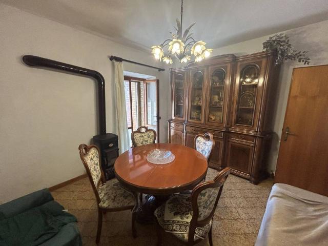 Appartamento in vendita a Paciano PG