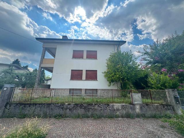 Appartamento in vendita a Pagnacco UD
