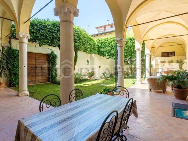 Appartamento in vendita a Padova piazza delle Erbe, Piazze Duomo