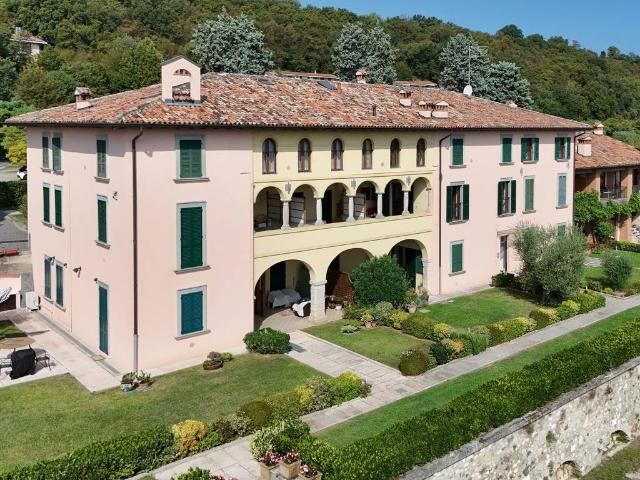 Appartamento in vendita a Padenghe sul Garda BS