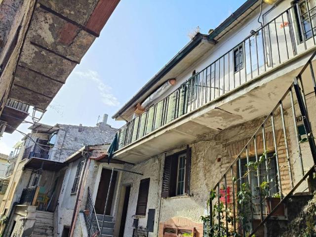 Appartamento in vendita a Palombara Sabina RM
