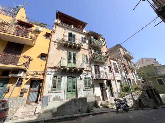 Appartamento in vendita a Palermo