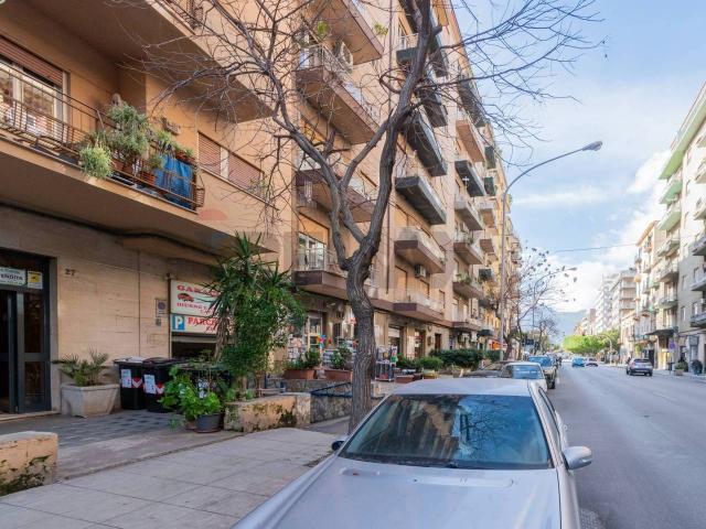 Appartamento in vendita a Palermo