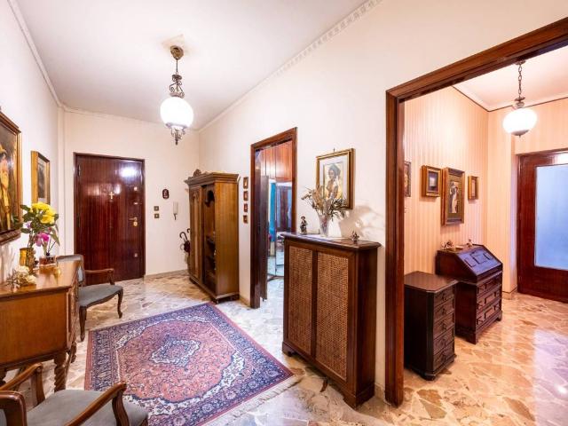 Appartamento in vendita a Palermo PA