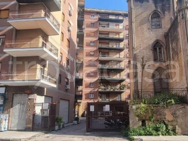 Appartamento in vendita a Palermo via Eduardo Carapelle, 14, Università