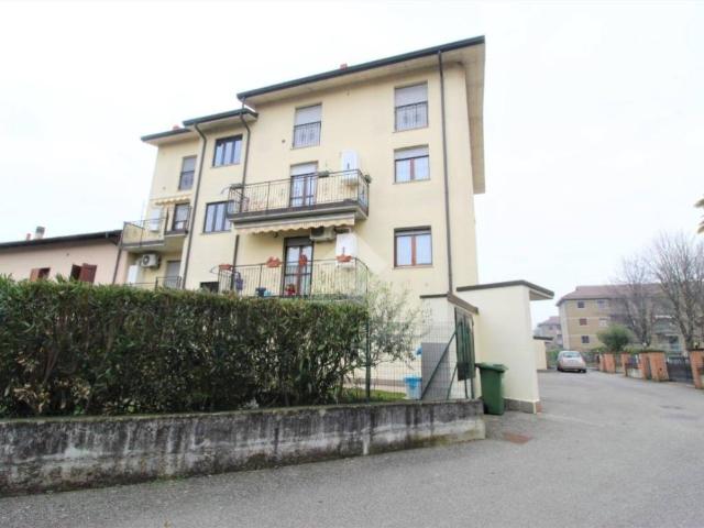 Appartamento in vendita a Pandino CR