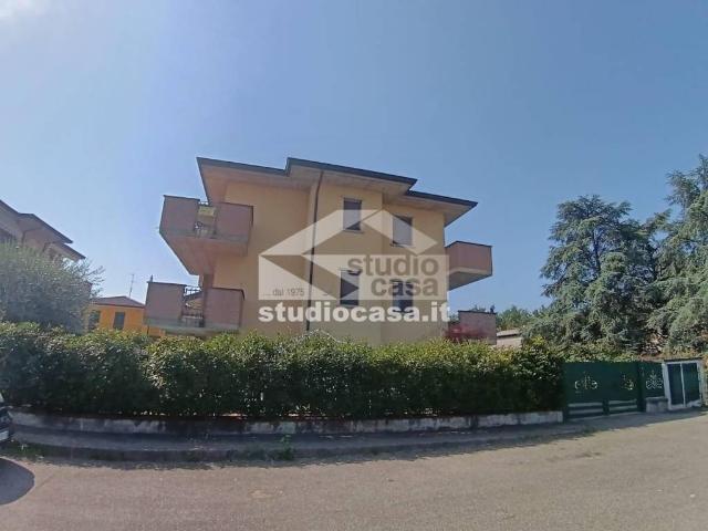 Appartamento in vendita a Pandino CR