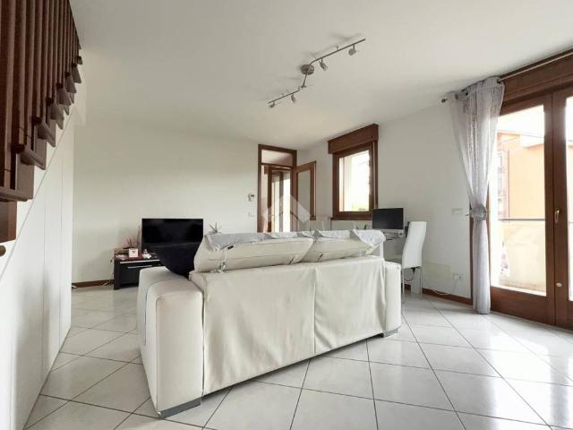 Appartamento in vendita a Pasian di Prato UD