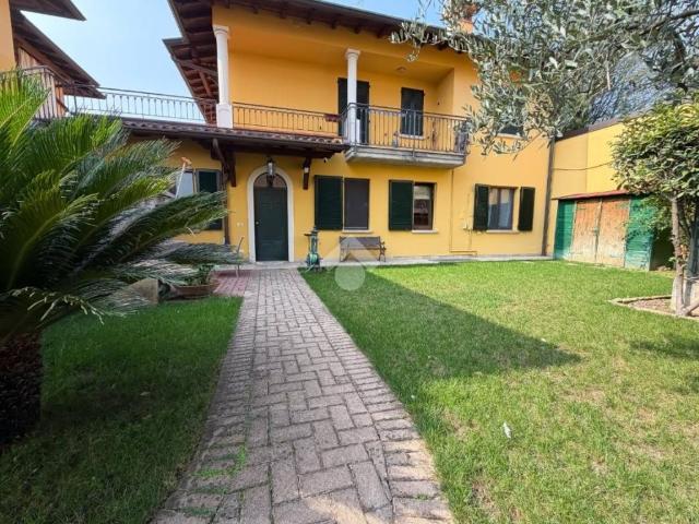 Appartamento in vendita a Passirano BS