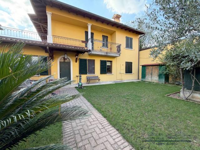 Appartamento in vendita a Passirano BS