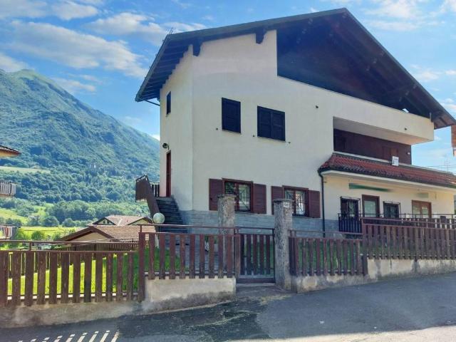 Appartamento in vendita a Pasturo LC