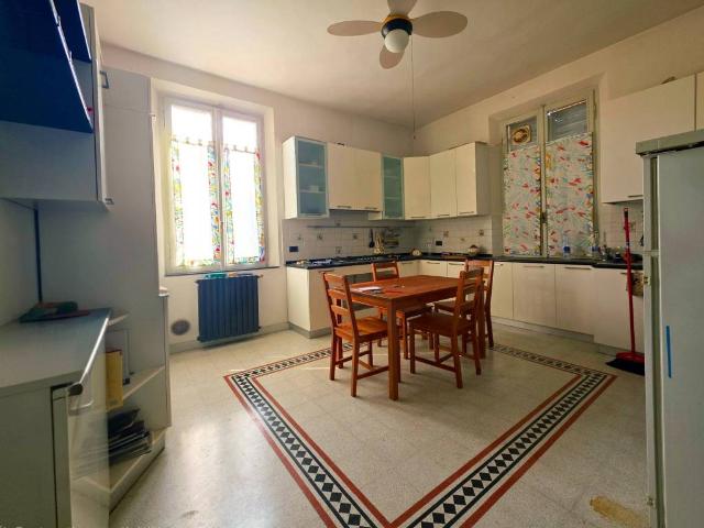 Appartamento in vendita a Parma PR