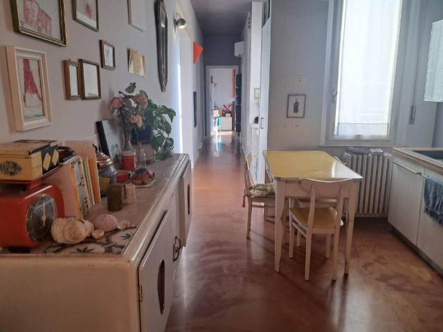 Appartamento in vendita a Parma PR