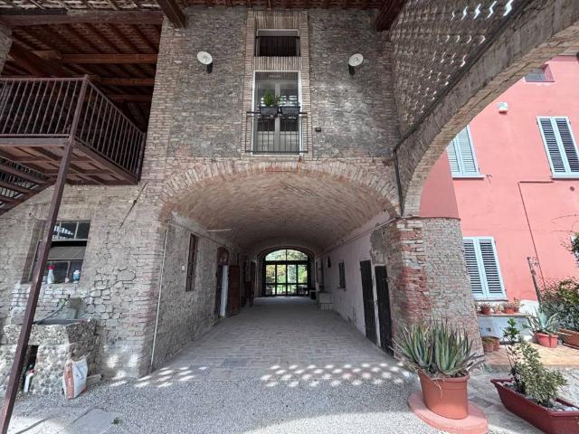 Appartamento in vendita a Parma PR