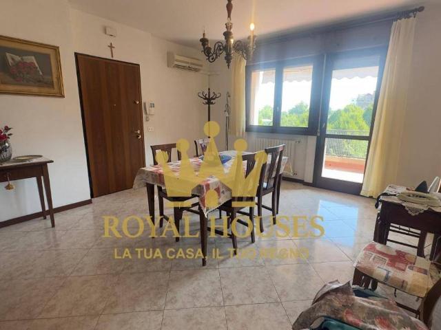 Appartamento in vendita a Parma PR