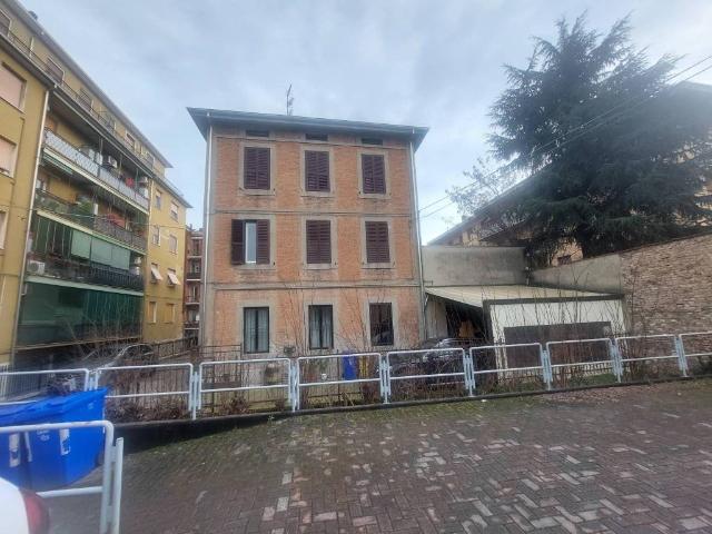 Appartamento in vendita a Parma PR