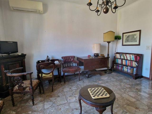 Appartamento in vendita a Parma PR