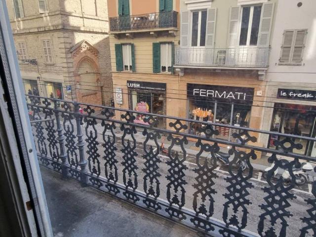 Appartamento in vendita a Parma PR