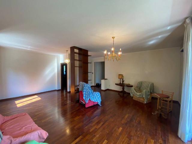 Appartamento in vendita a Parma PR