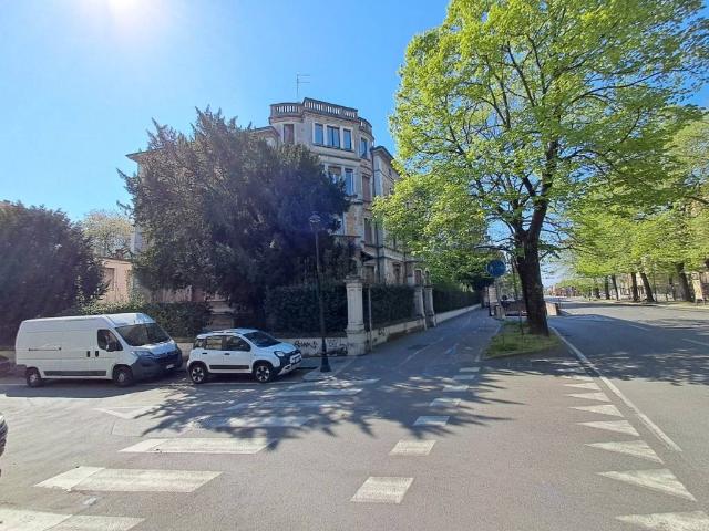 Appartamento in vendita a Parma PR