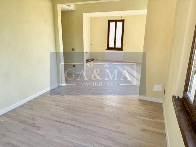 Appartamento in vendita a Parma PR